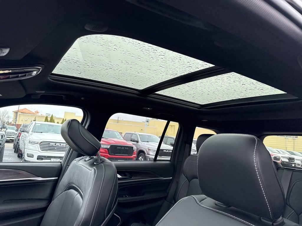 New 2026 Jeep Grand Cherokee Limited image 19