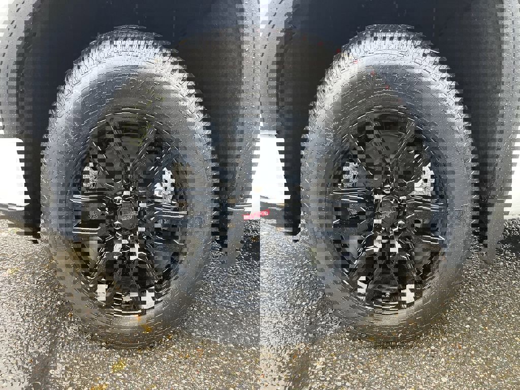 New 2026 GMC Sierra 1500 Elevation image 32