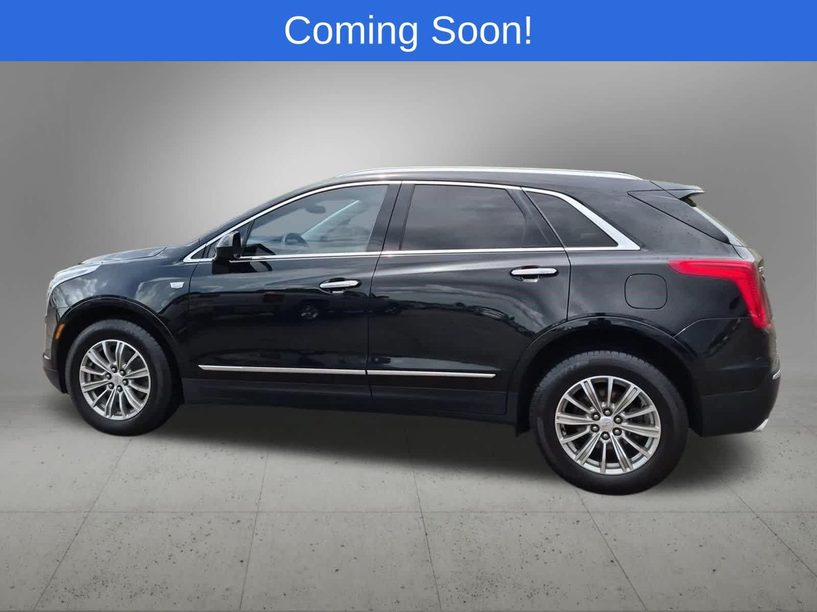 Used 2018 Cadillac XT5 Luxury w/ Driver Awareness Package AWD/4WD image 3