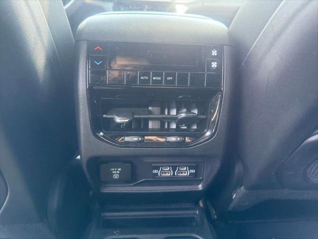 Certified 2024 Jeep Grand Cherokee L Altitude AWD/4WD image 36