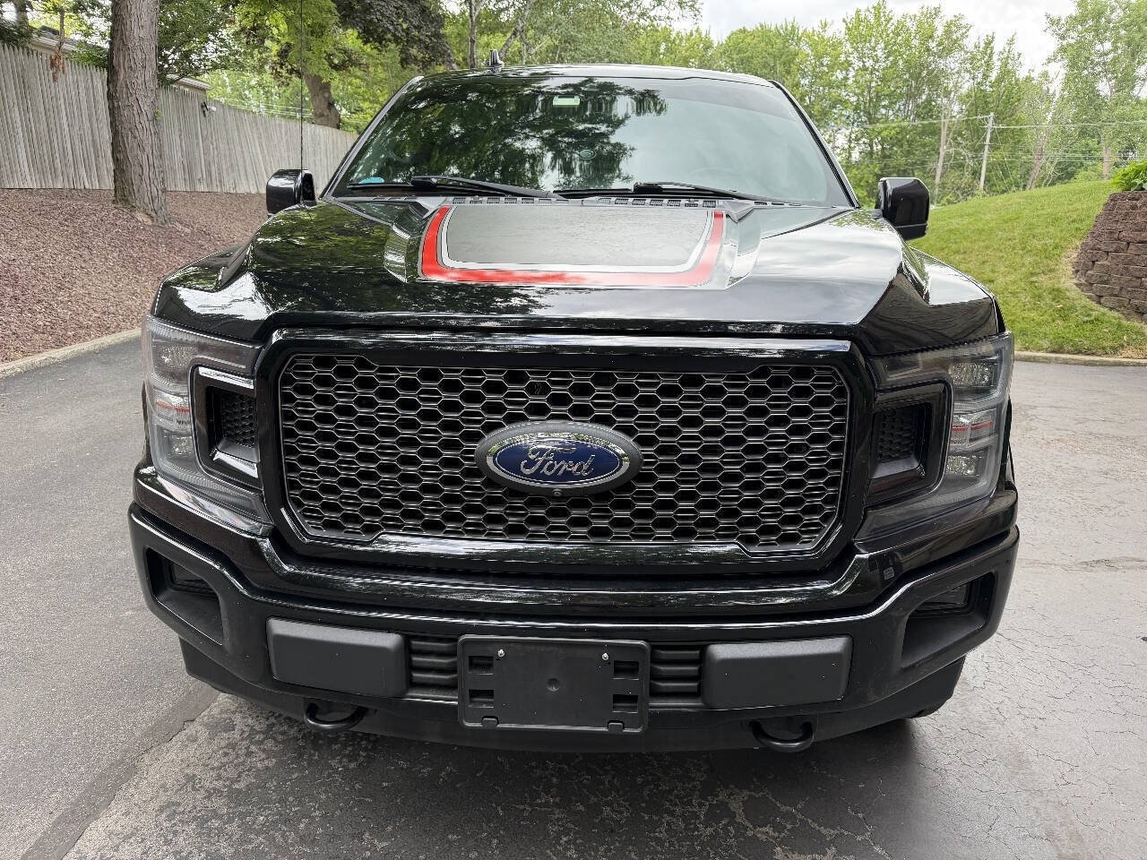 Used 2018 Ford F150 Lariat w/ Equipment Group 502A Luxury AWD/4WD image 8