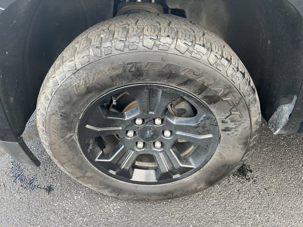 Used 2020 Chevrolet Tahoe LS w/ Enhanced Driver Alert Package image 13