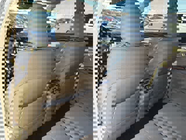 Used 2010 Toyota Venza AWD image 15