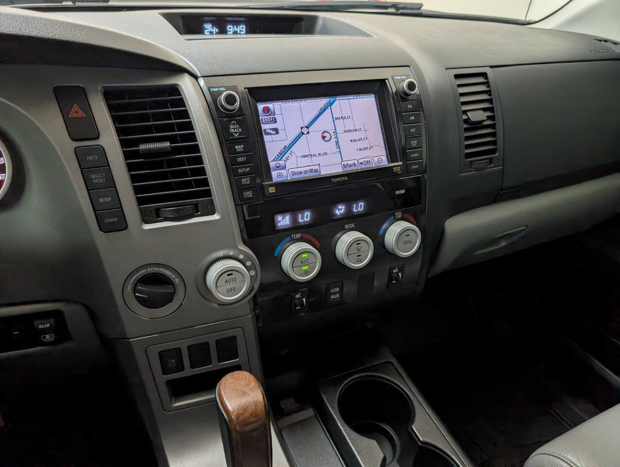 Used 2012 Toyota Tundra Limited AWD/4WD image 9