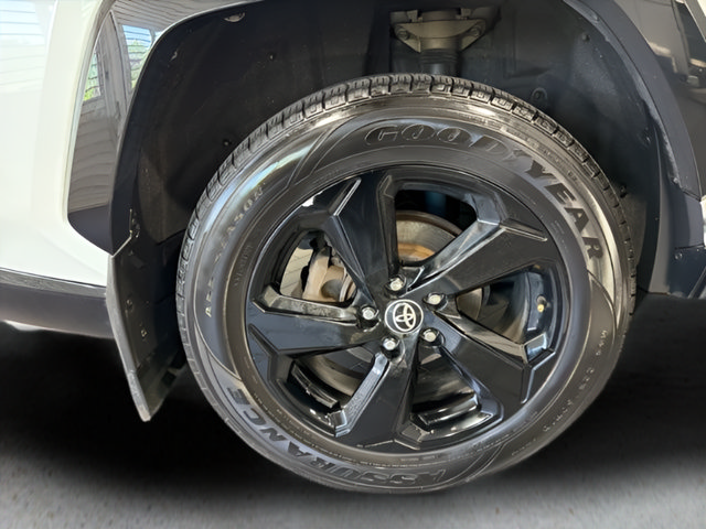 Used 2021 Toyota RAV4 XSE AWD/4WD image 40