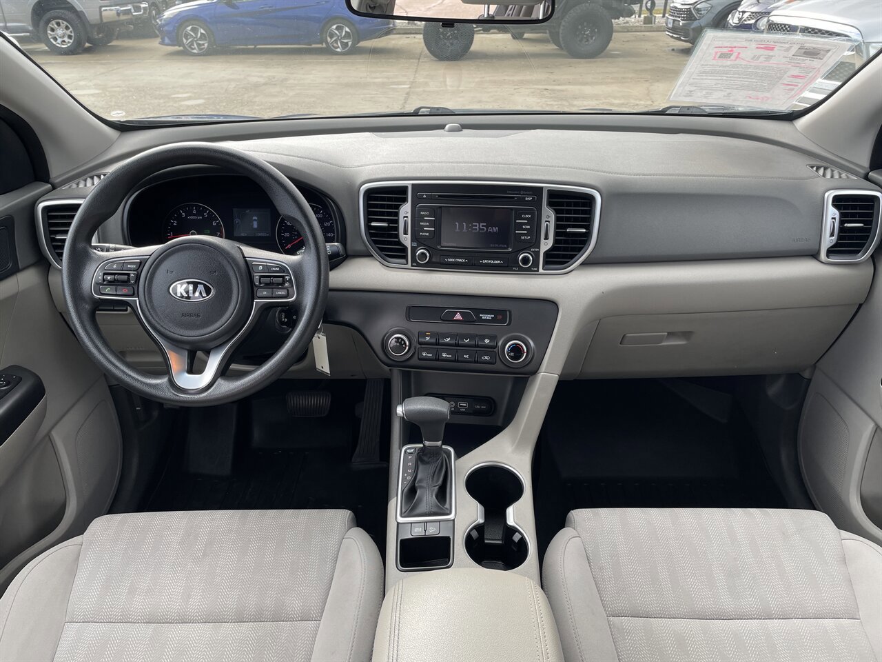 Used 2019 Kia Sportage LX image 4