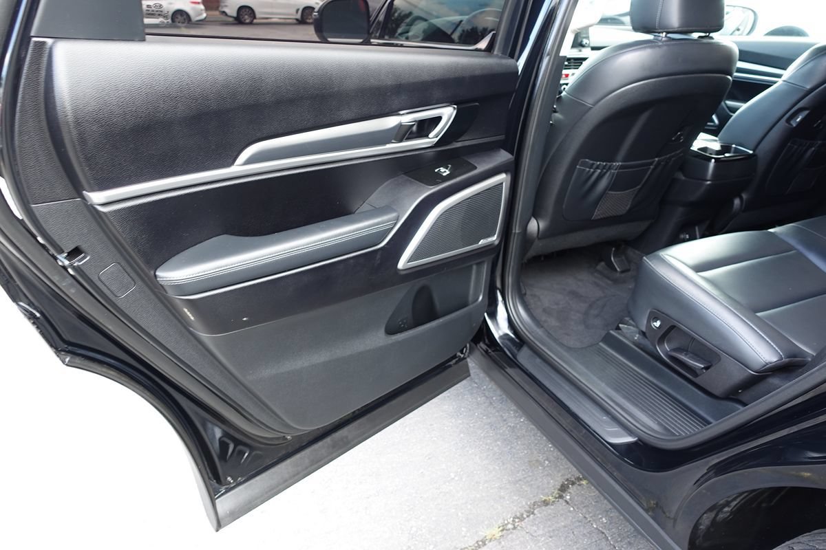 Used 2020 Kia Telluride LX AWD/4WD image 22
