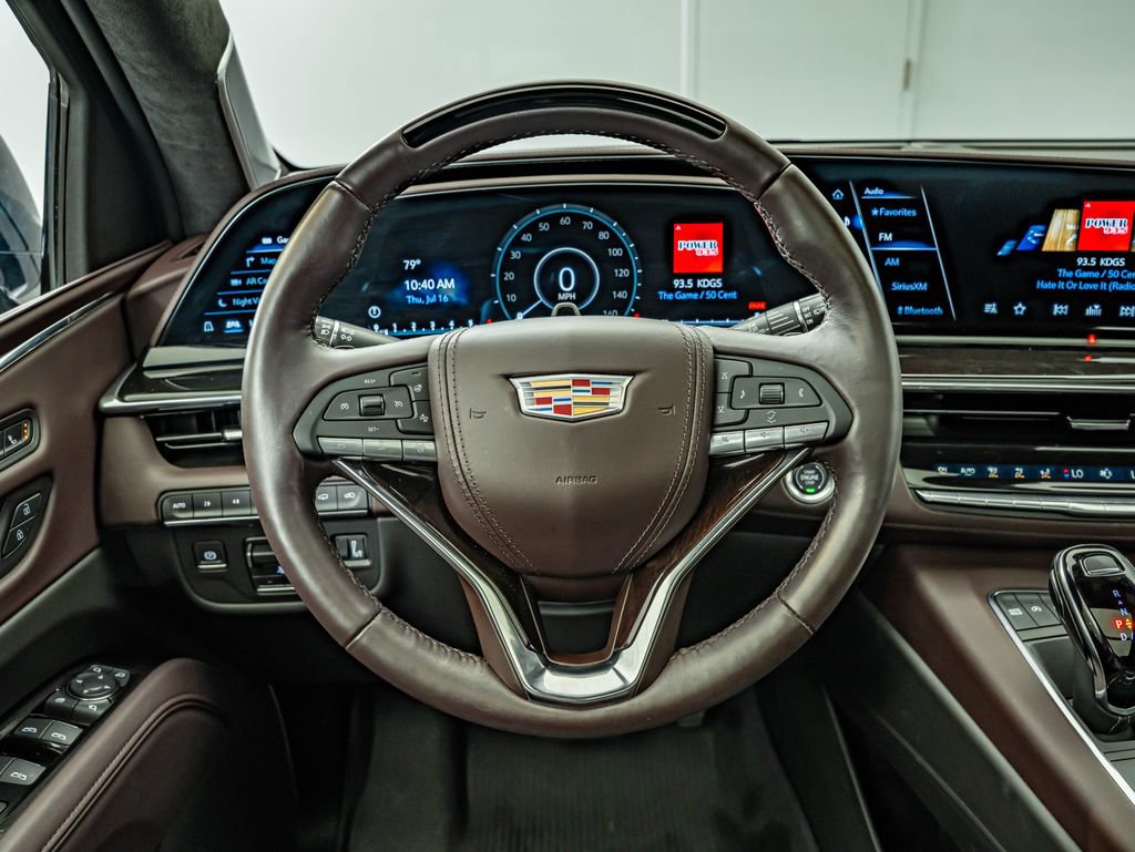 Used 2024 Cadillac Escalade Sport Platinum w/ Heavy-Duty Trailer Package AWD/4WD image 24