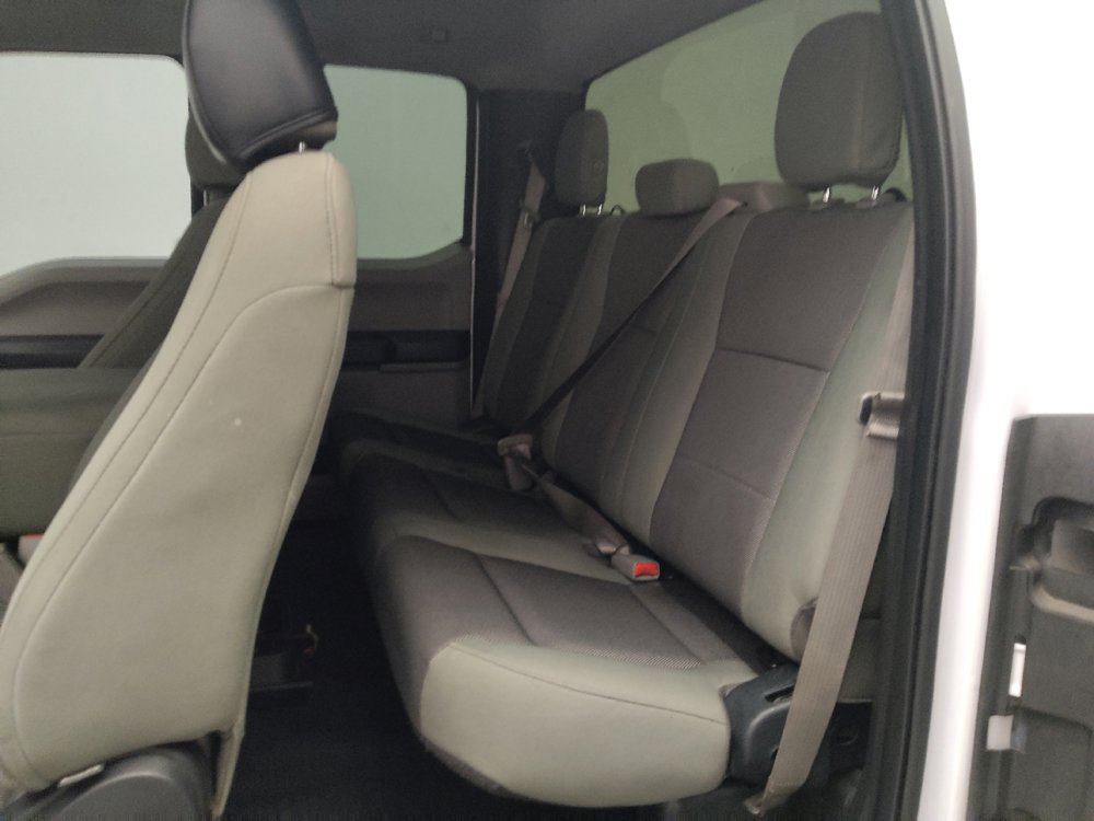 Used 2015 Ford F150 XL w/ Equipment Group 101A Mid AWD/4WD image 18