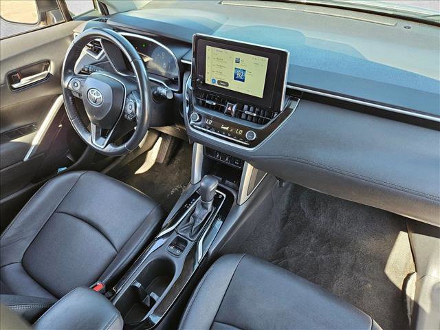 Used 2024 Toyota Corolla Cross XLE FWD image 26
