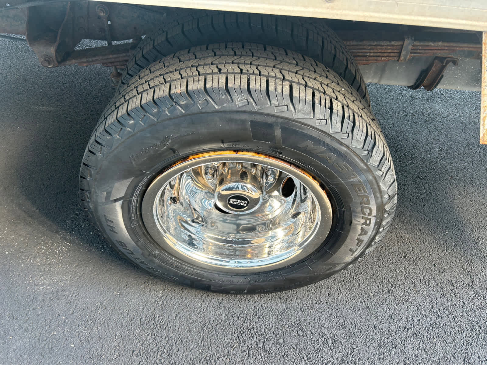 Used 2017 Ford E-450 and Econoline 450 Super Duty RWD image 18