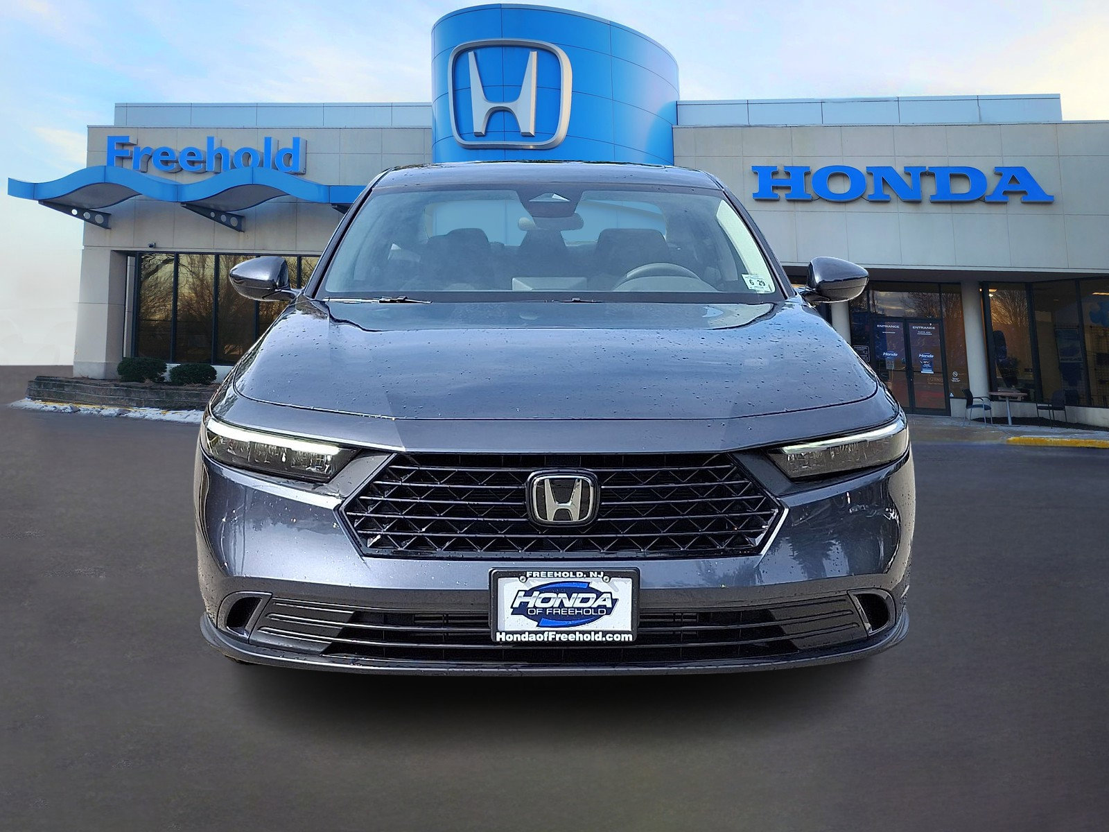 Used 2024 Honda Accord EX image 2