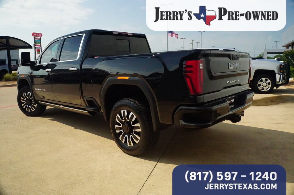 Used 2024 GMC Sierra 2500 Denali Ultimate AWD/4WD image 2