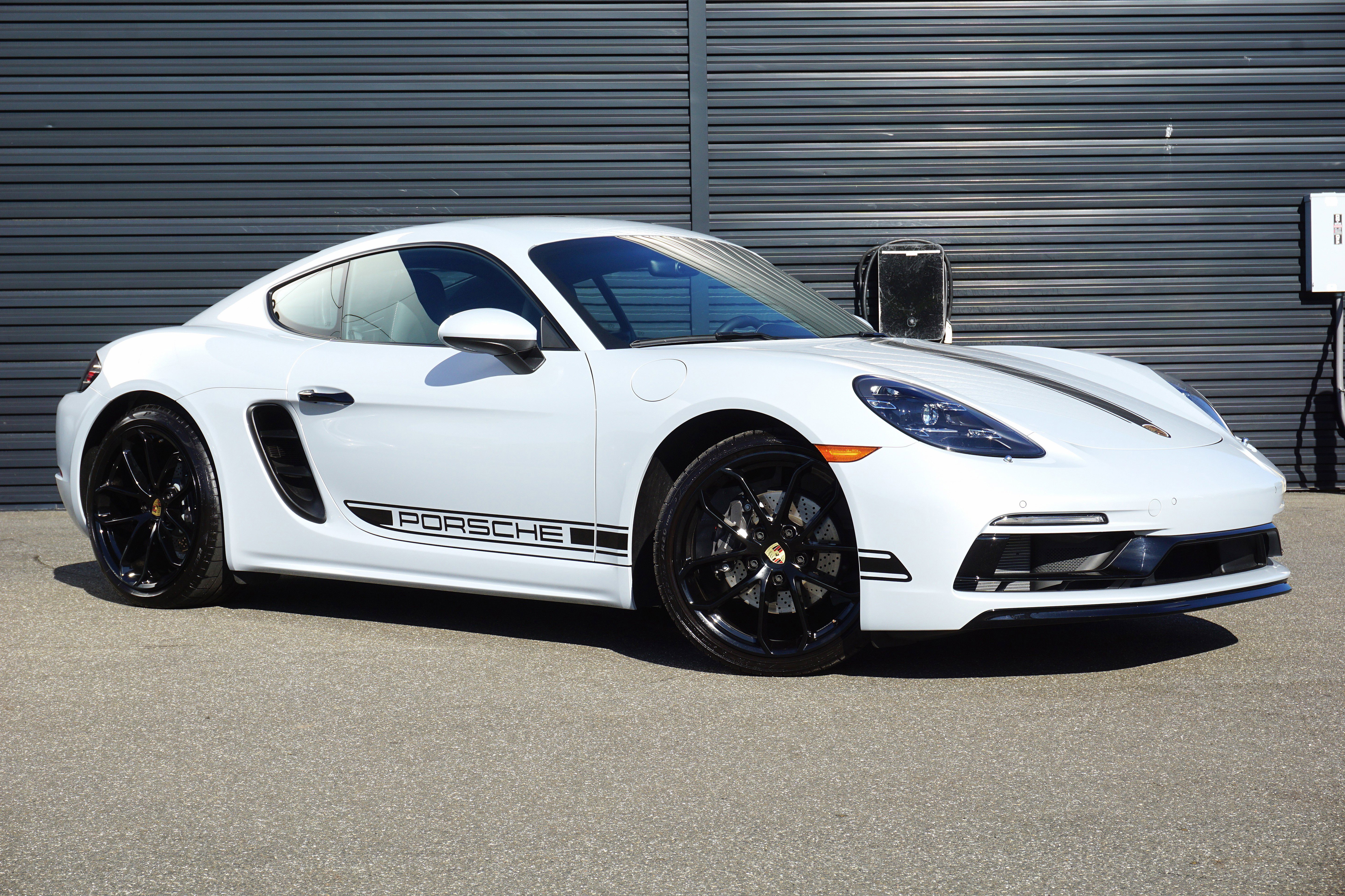 Certified 2024 Porsche 718 Cayman RWD image 16