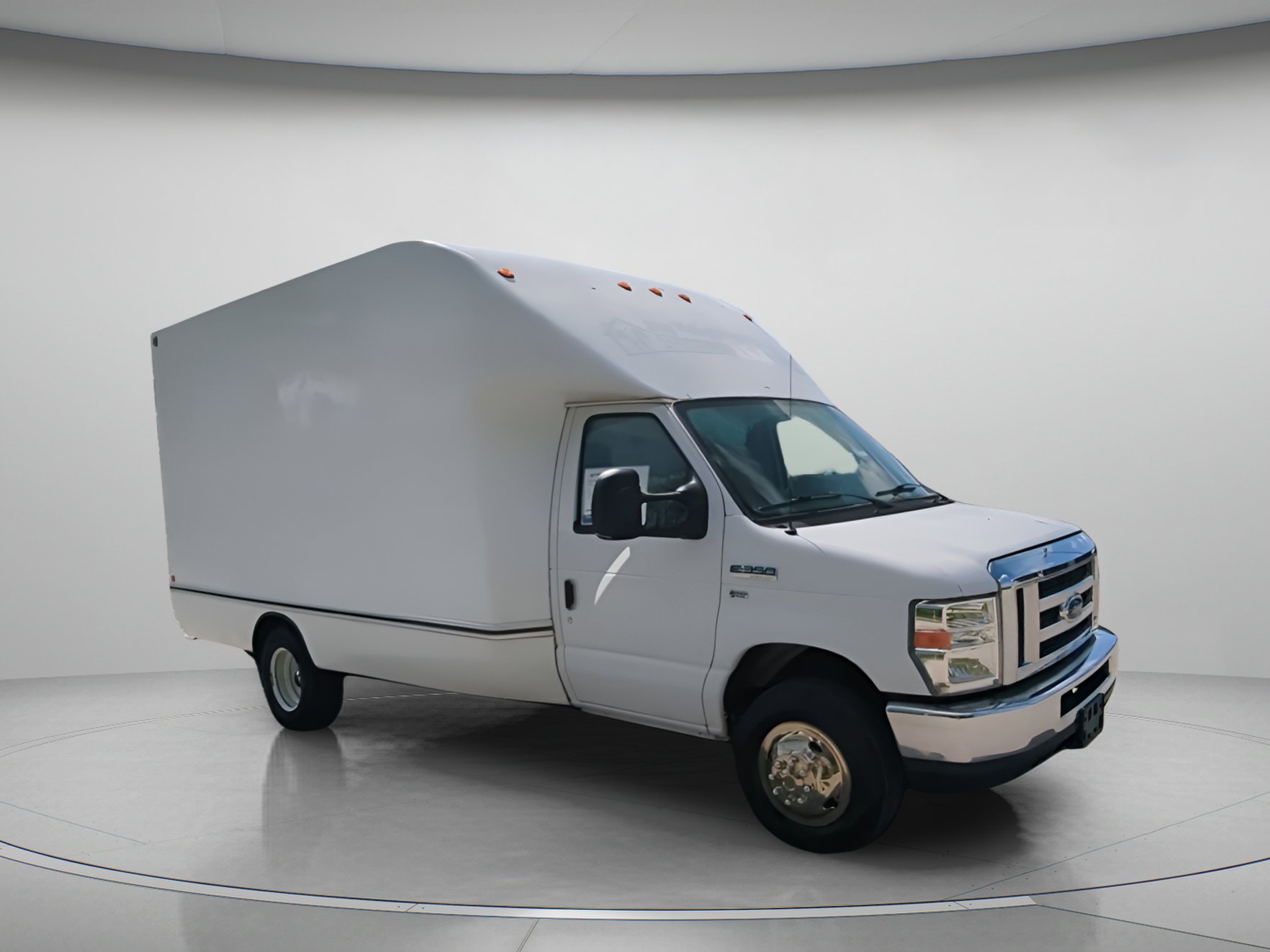 Used 2019 Ford E-350 and Econoline 350 Super Duty RWD image 36