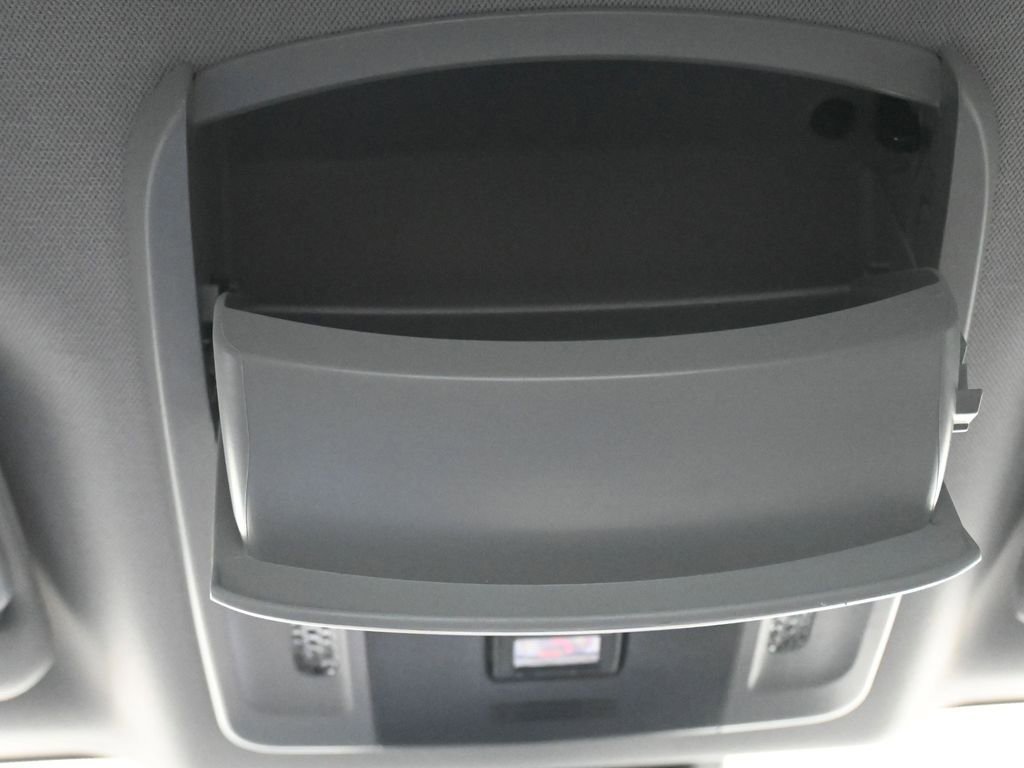 Used 2021 Toyota Camry XSE image 21