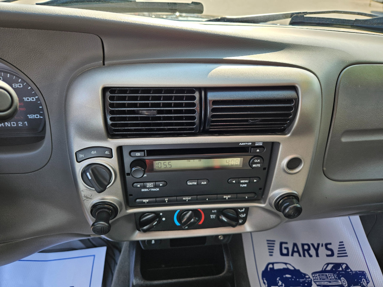 Used 2011 Ford Ranger XLT image 19