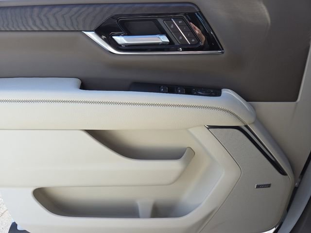 New 2026 GMC Yukon Denali w/ Denali Reserve Package image 36