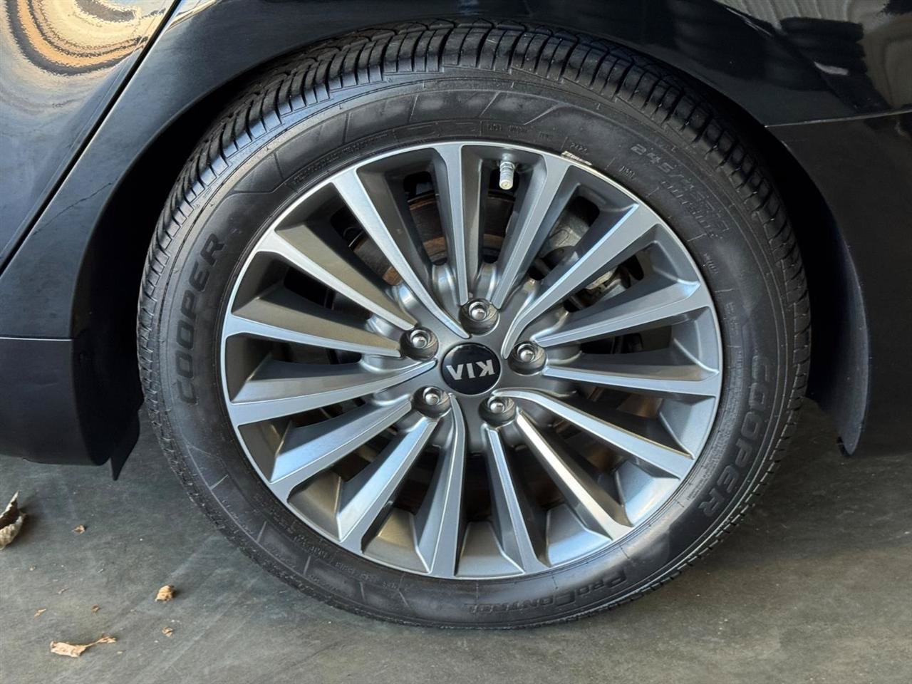 Used 2019 Kia Cadenza Premium FWD image 33