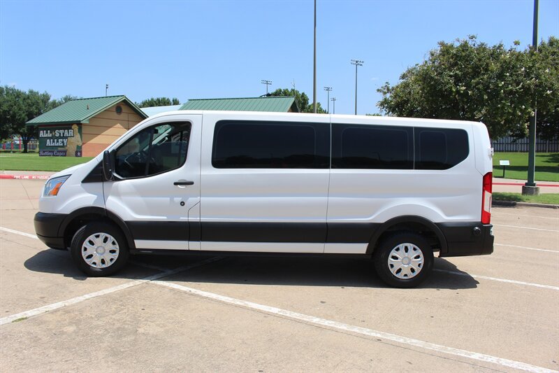Used 2019 Ford Transit 350 XLT RWD image 2