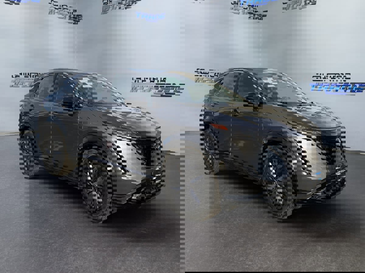 Used 2024 Nissan Ariya FWD image 3