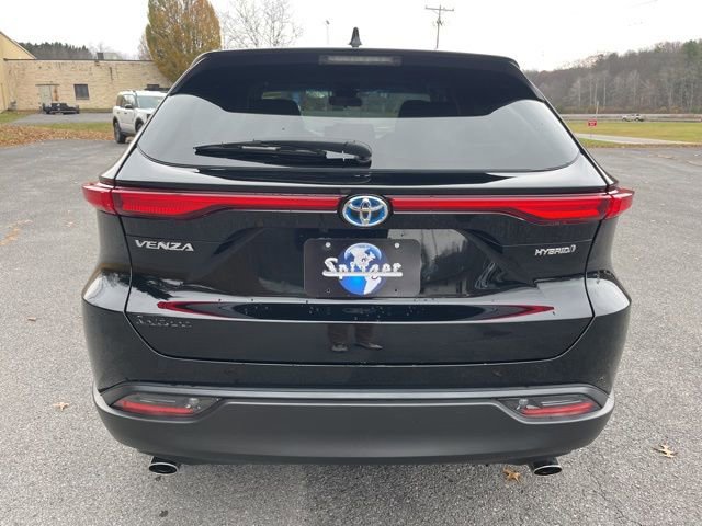 Used 2021 Toyota Venza LE image 7