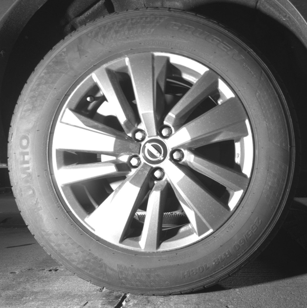 Used 2025 Nissan Pathfinder SV image 14