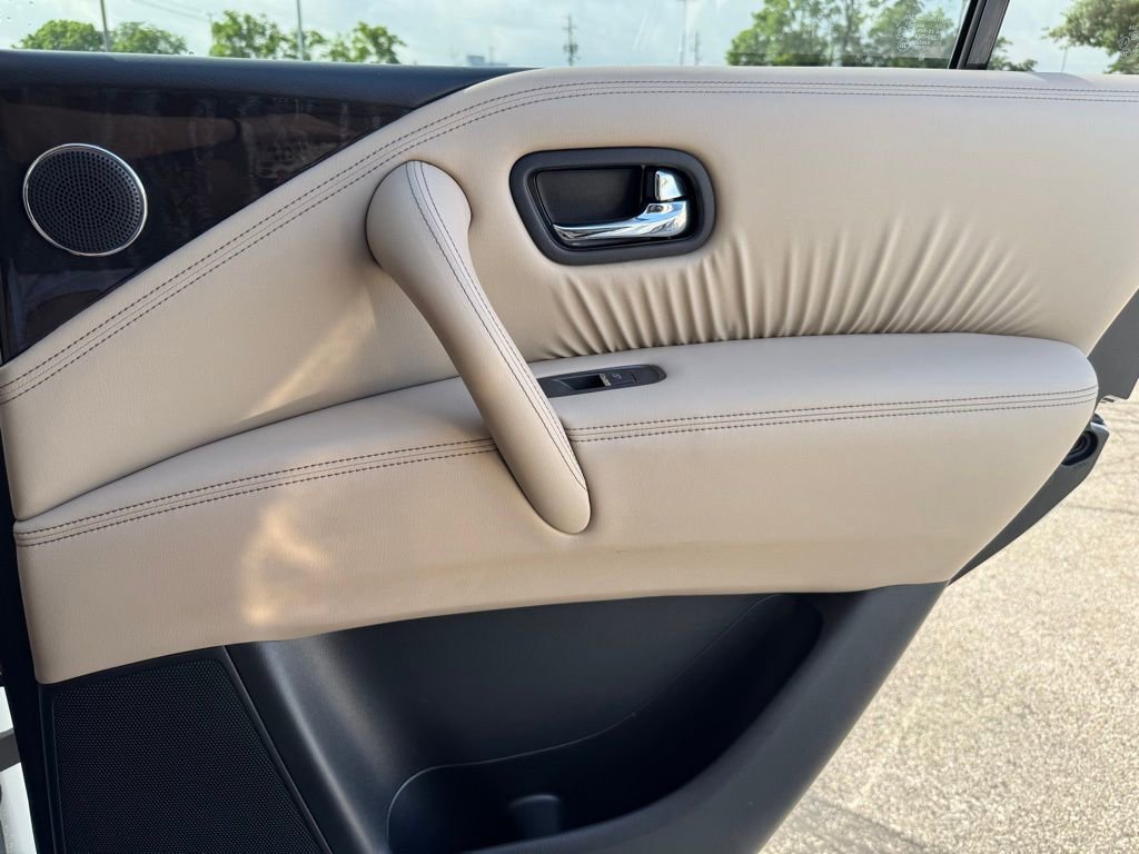 Used 2024 Nissan Armada Platinum w/ Captain's Chairs Package image 29