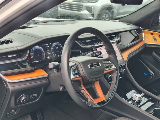 Used 2022 Jeep Grand Cherokee Summit image 15