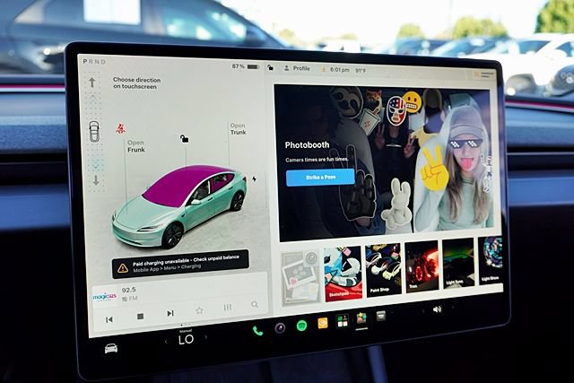 Used 2025 Tesla Model 3 Long Range RWD image 24