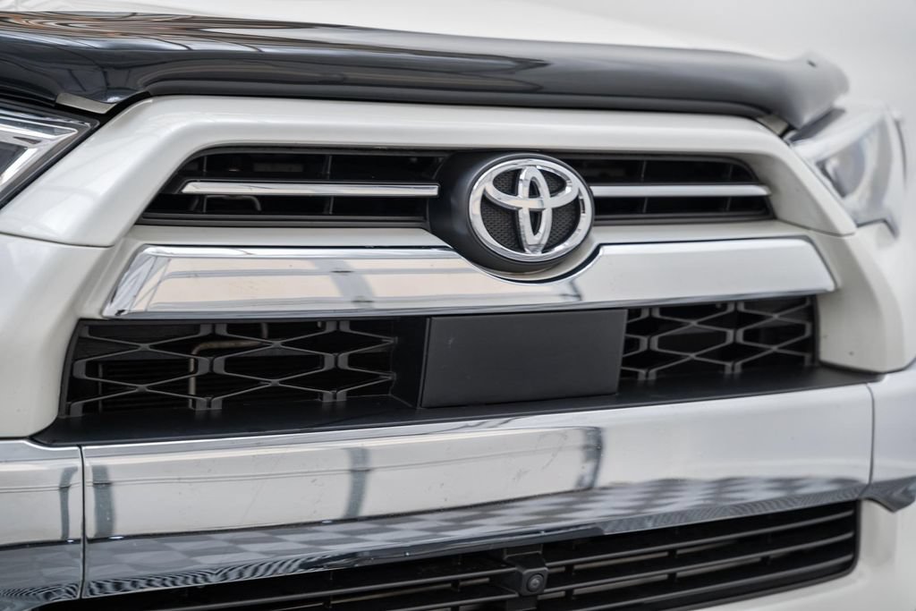 Certified 2023 Toyota 4Runner Limited AWD/4WD image 11