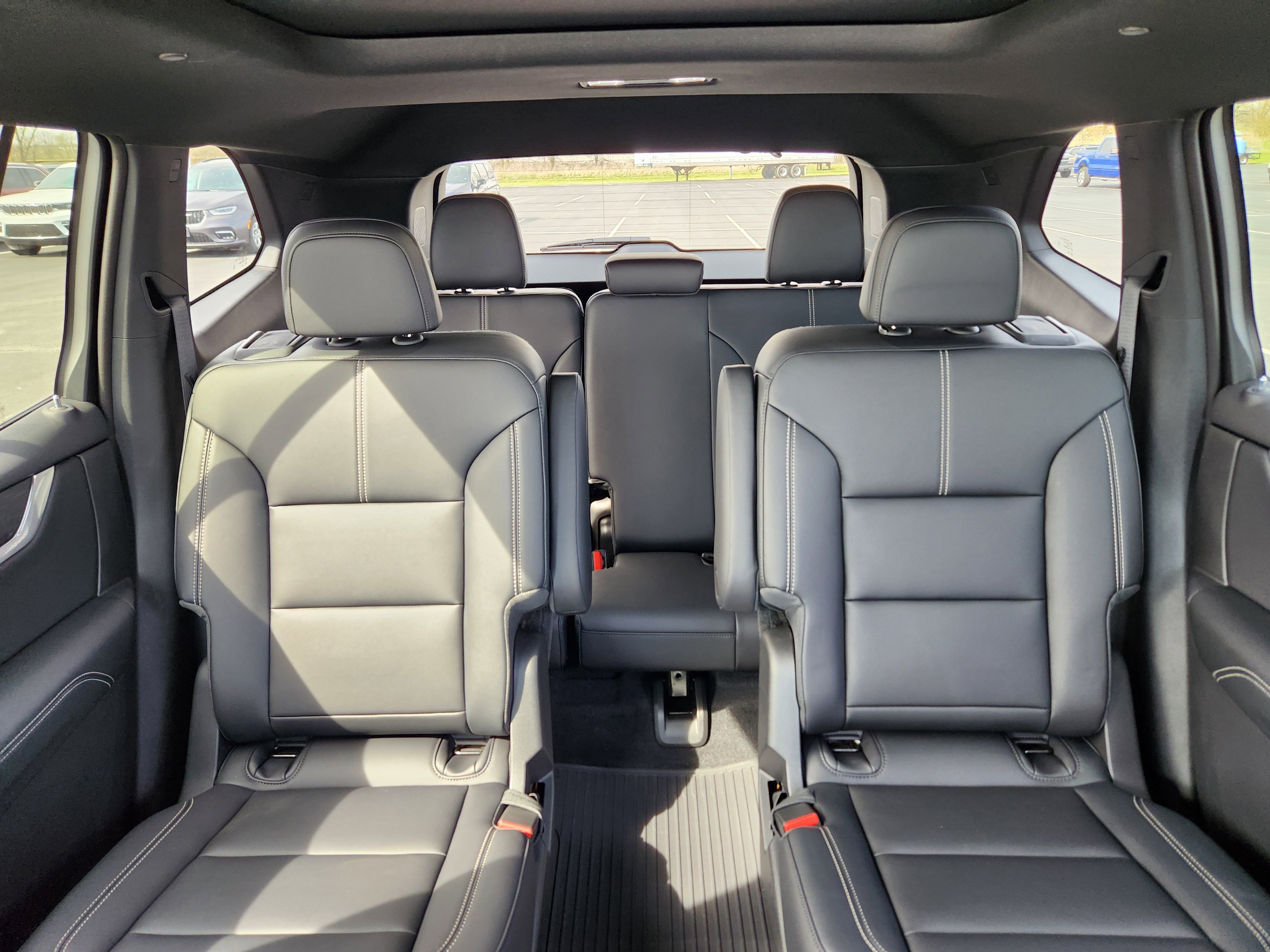 New 2026 GMC Acadia Elevation w/ Elevation Premium Package image 8