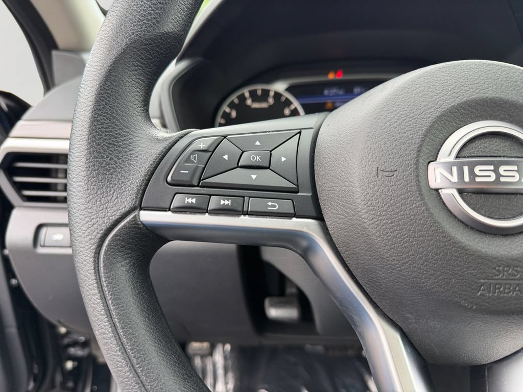 Used 2024 Nissan Altima 2.5 SV FWD image 21