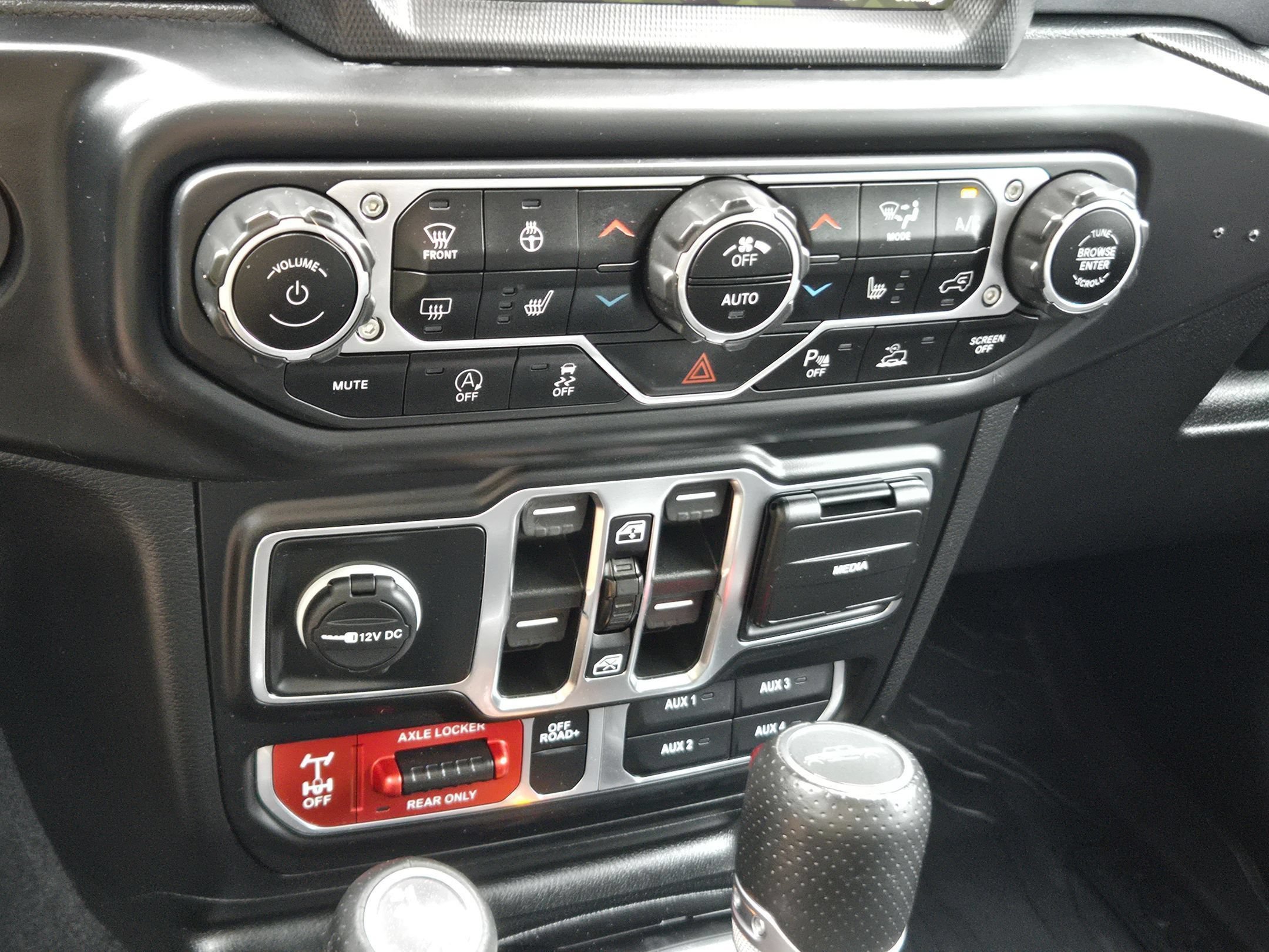 Used 2021 Jeep Gladiator Mojave AWD/4WD image 17