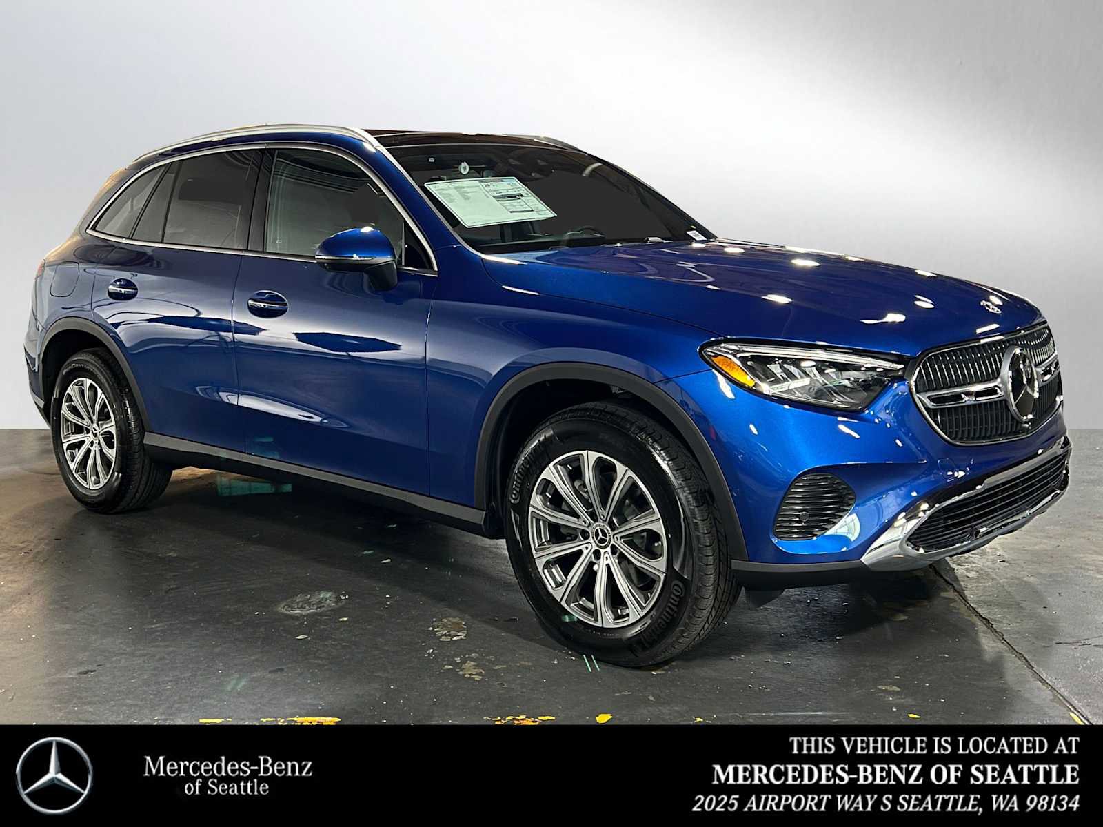 New 2025 Mercedes-Benz GLC 300 4MATIC image 1