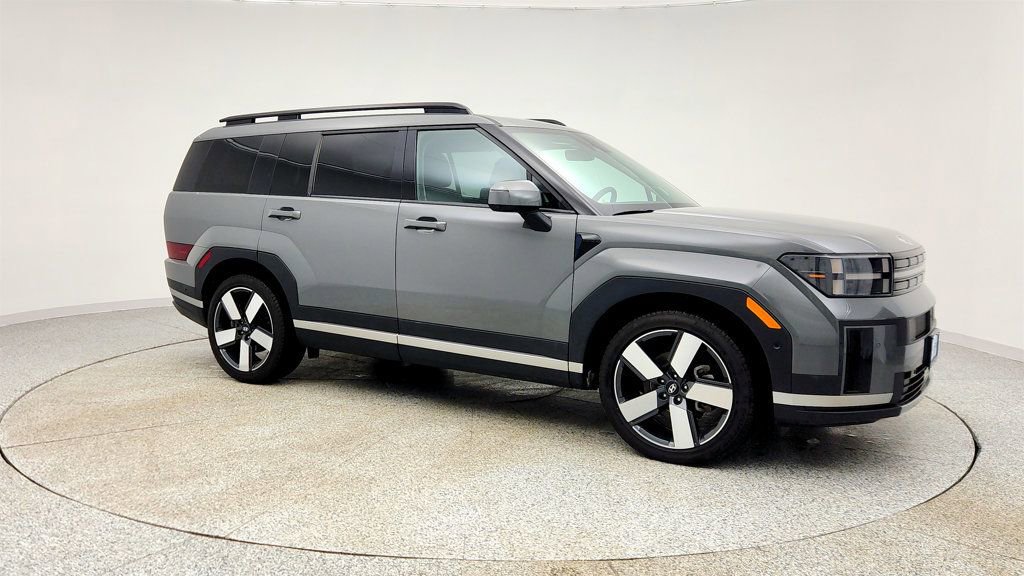 Used 2024 Hyundai Santa Fe Limited image 3