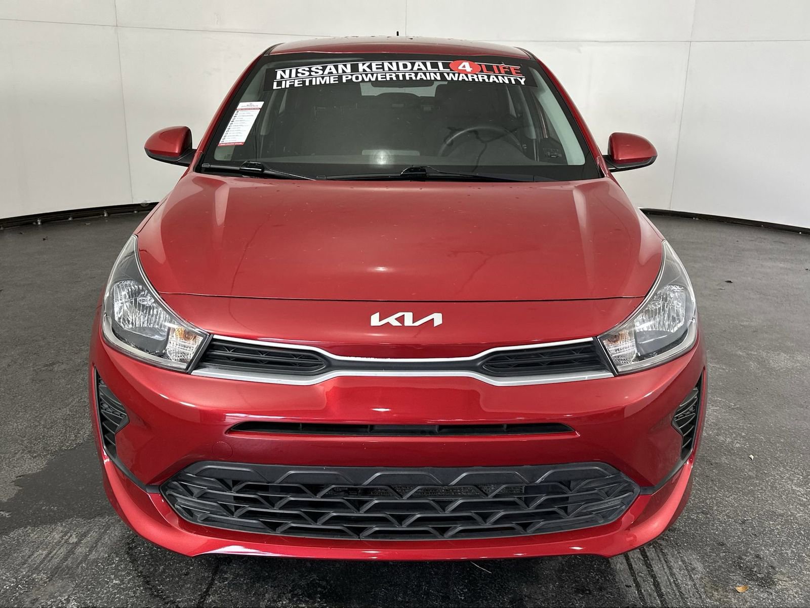 Used 2023 Kia Rio S image 3