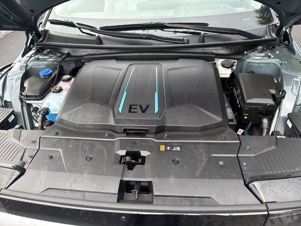 Used 2023 Hyundai Ioniq 5 Limited AWD/4WD image 18