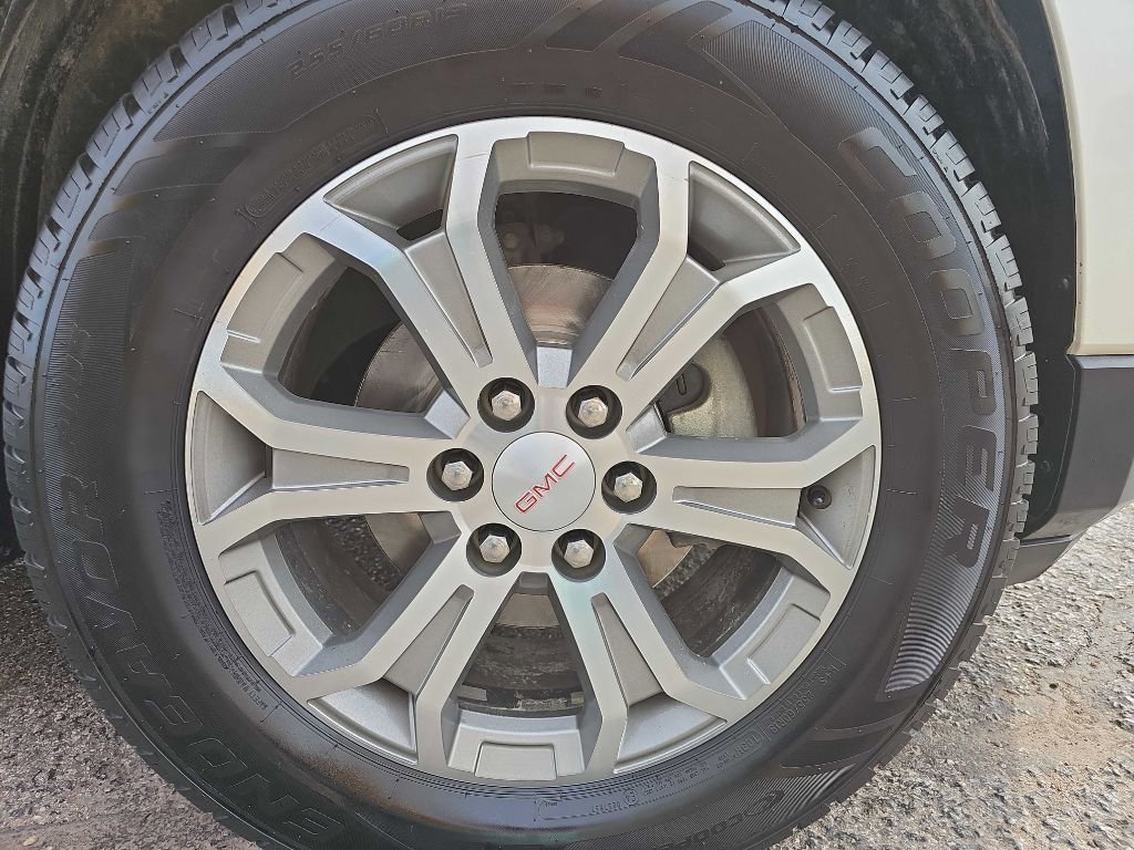 Used 2015 GMC Acadia SLT image 10