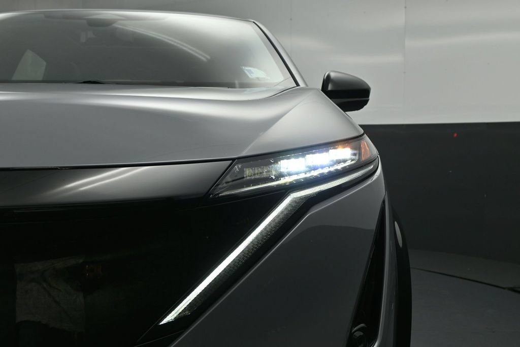 Used 2024 Nissan Ariya FWD image 15