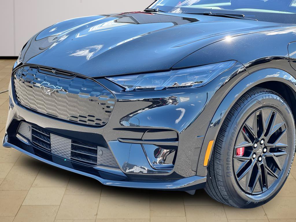 Used 2025 Ford Mustang Mach-E Premium w/ Sport Appearance Package AWD/4WD image 36