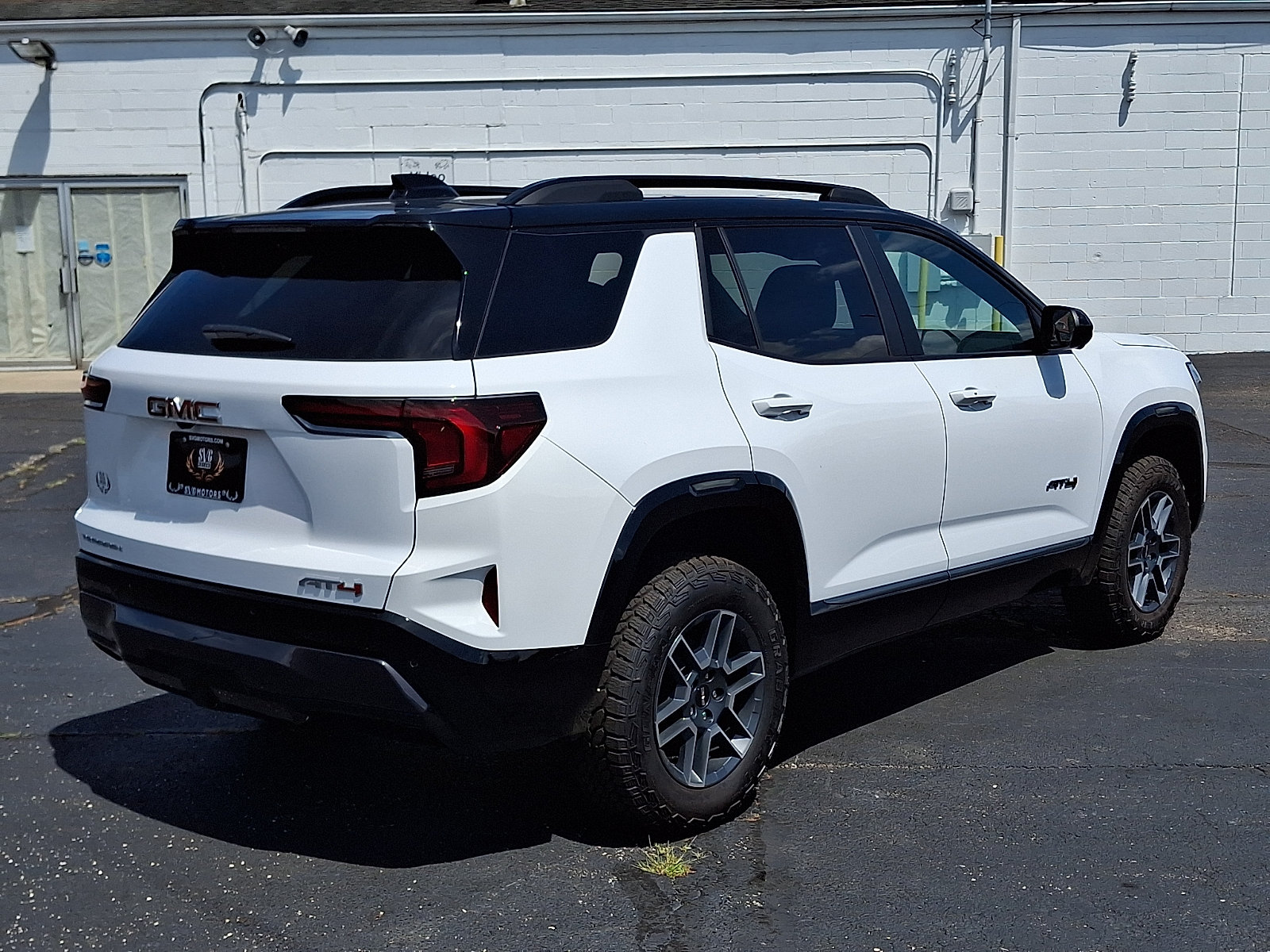 New 2026 GMC Terrain AT4 w/ Technology Package II AWD/4WD image 6