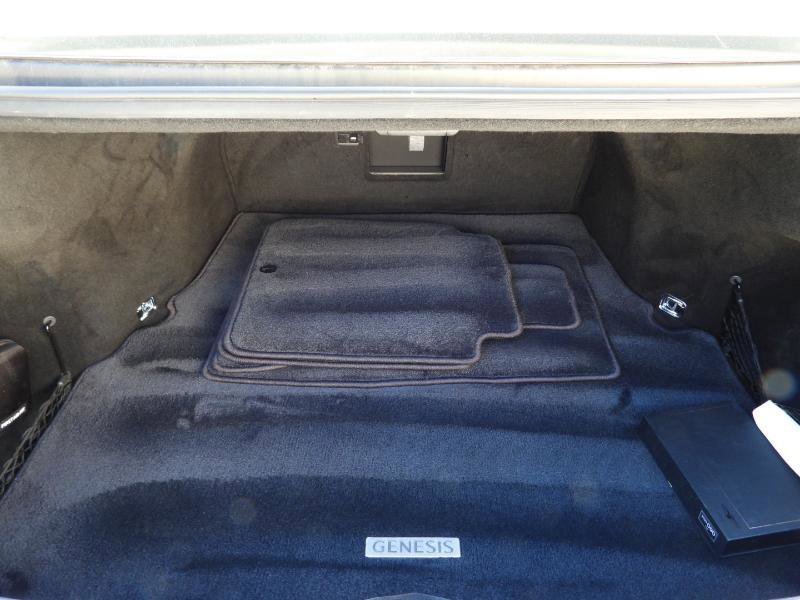 Used 2020 Genesis G90 3.3T Premium image 42