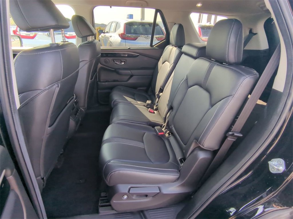 Used 2024 Honda Pilot EX-L image 13