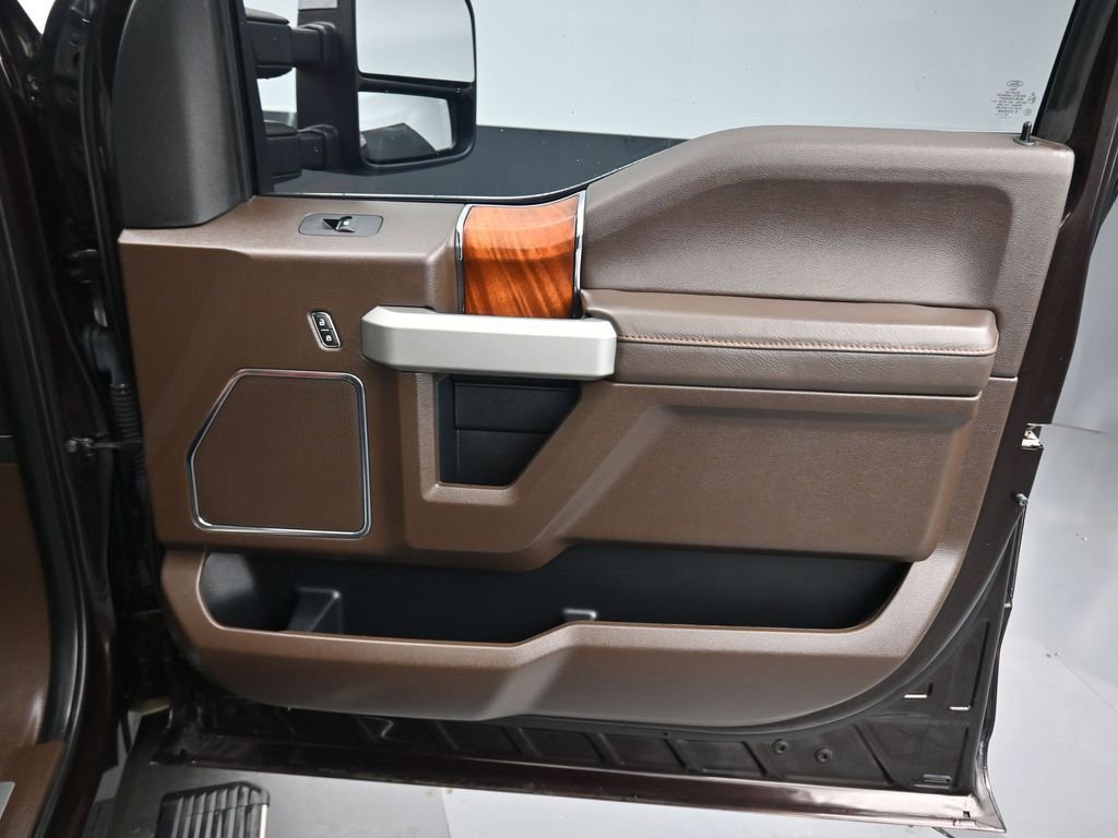 Used 2018 Ford F150 King Ranch w/ Equipment Group 601A Luxury image 51