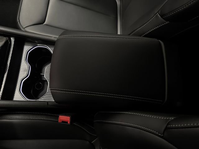 New 2025 Jeep Grand Cherokee Limited w/ Black Appearance Package image 21