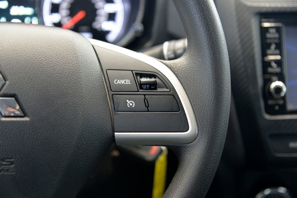 Used 2018 Mitsubishi Outlander Sport ES FWD image 23