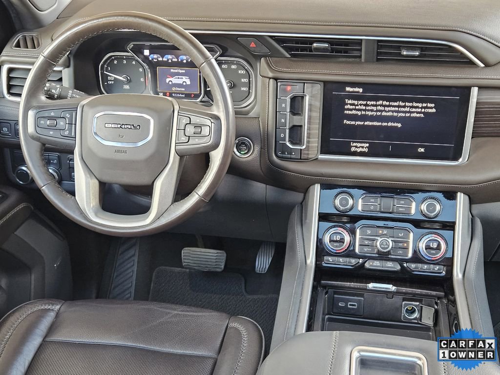 Used 2021 GMC Yukon XL Denali w/ Denali Premium Package image 27