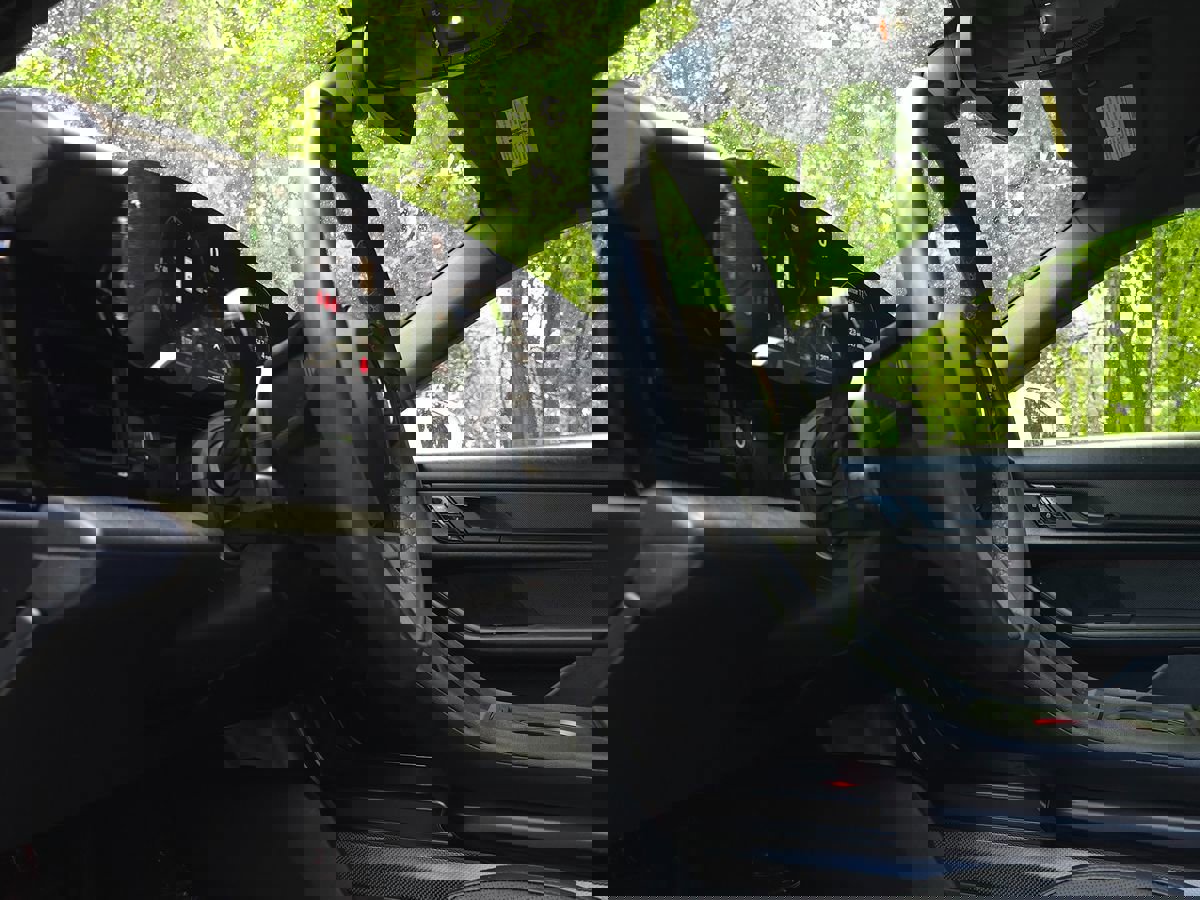 Used 2020 Porsche Taycan 4S w/ Premium Package image 28