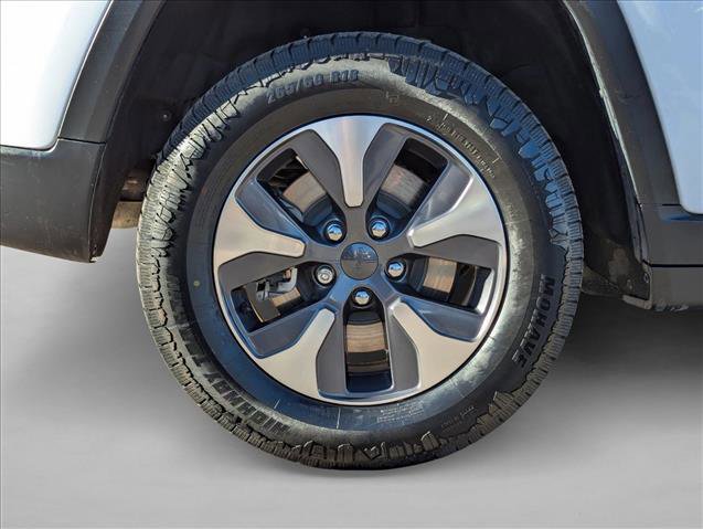 Used 2022 Jeep Grand Cherokee Limited 4xe image 27